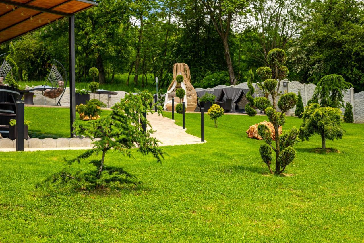 Pensiunea Valea Magurii Novaci-Străini Exterior foto